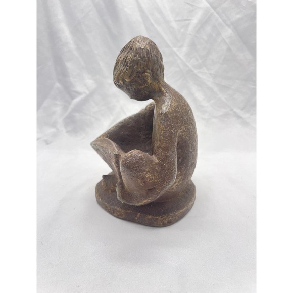 VTG Austin Productions reading boy sculpture - Picture 4 of 10